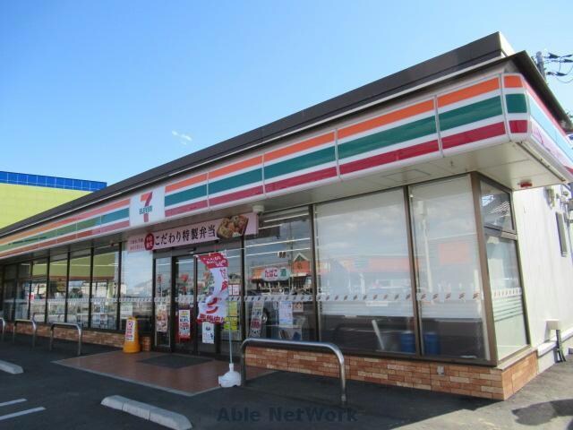 セブンイレブン本庄日の出4丁目店(コンビニ)まで633m ジェルメＦ