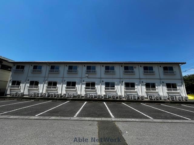  ファミーユ茂木Ａ