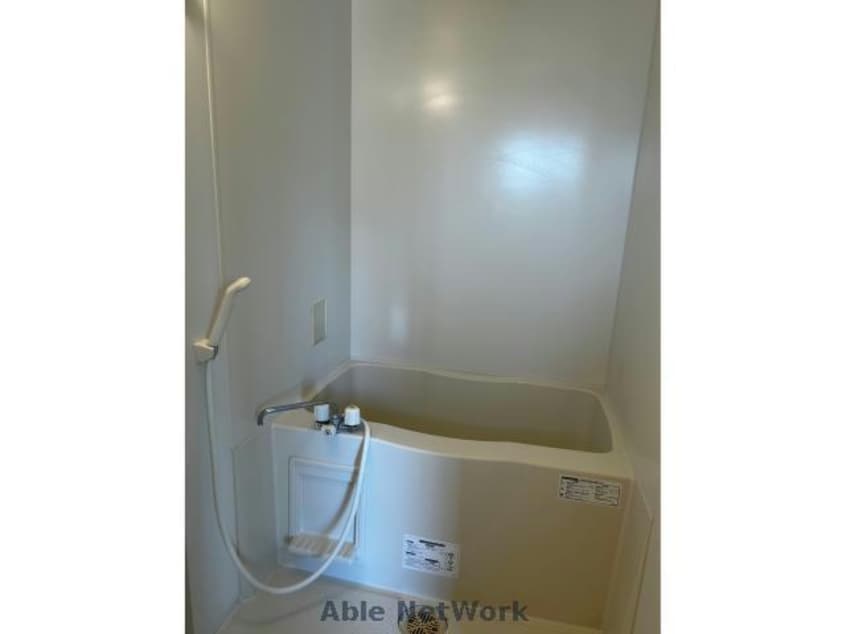 浴室（205号室の写真です） ファミーユ茂木Ａ