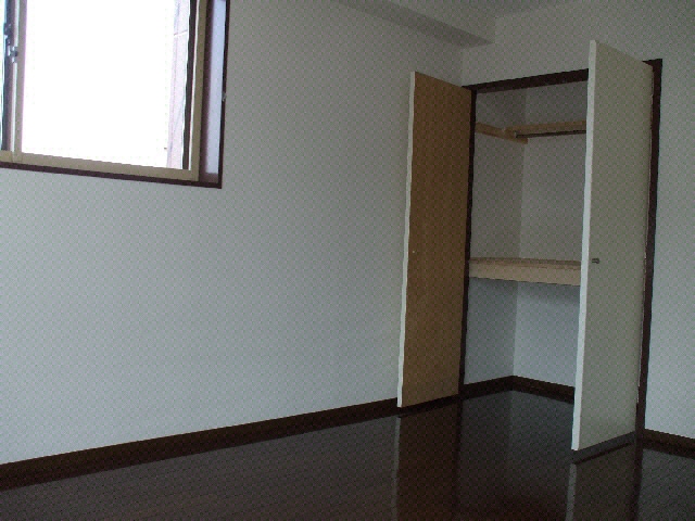 洋室 奥羽本線・山形線/新庄駅 徒歩3分 2階 築31年