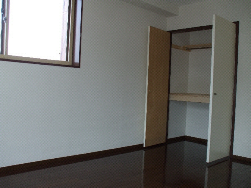 洋室 奥羽本線・山形線/新庄駅 徒歩3分 2階 築31年