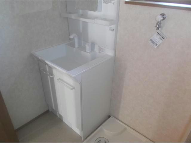 洗面台 奥羽本線・山形線/新庄駅 徒歩21分 1階 築6年