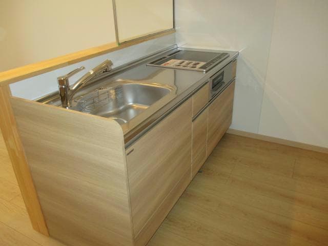 キッチン 奥羽本線・山形線/新庄駅 徒歩47分 1階 築6年