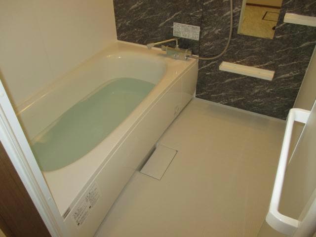 バス／シャワールーム等 奥羽本線・山形線/新庄駅 徒歩40分 1階 1年未満