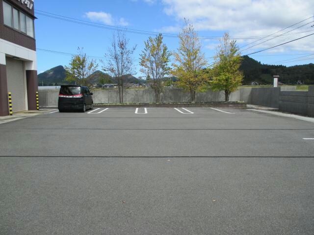  山交バス(新庄－金山線）/わら坊口 徒歩5分 2階 築20年