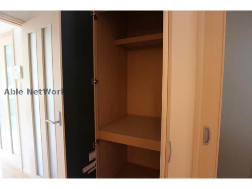  ウィスターコート斐川A