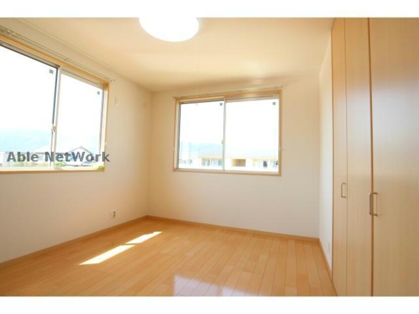  マイネル中野B棟