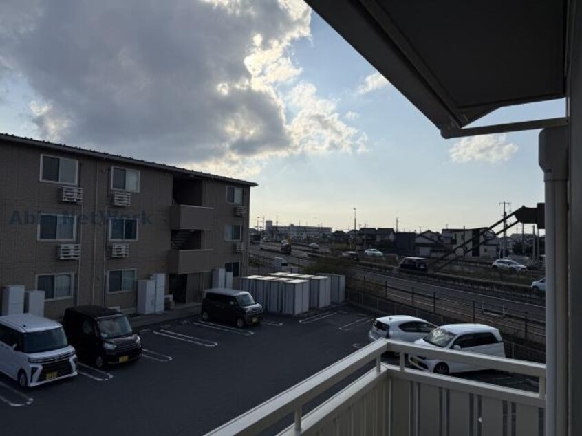  アヴァンツァーレ