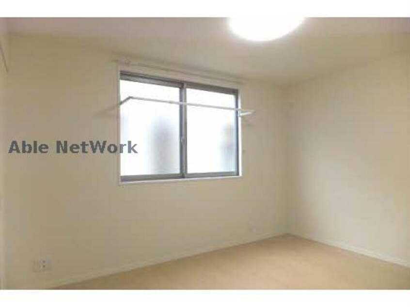  シャーメゾン モモ