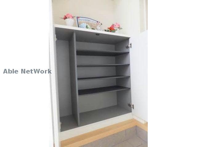  シャーメゾン モモ