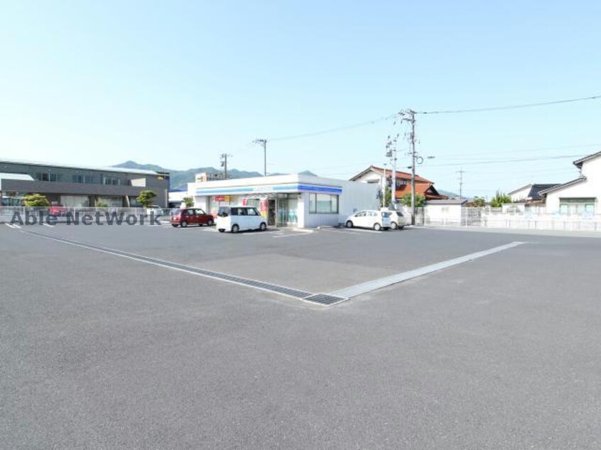 ローソン出雲渡橋店(コンビニ)まで853m アベニーレ　Ⅰ棟