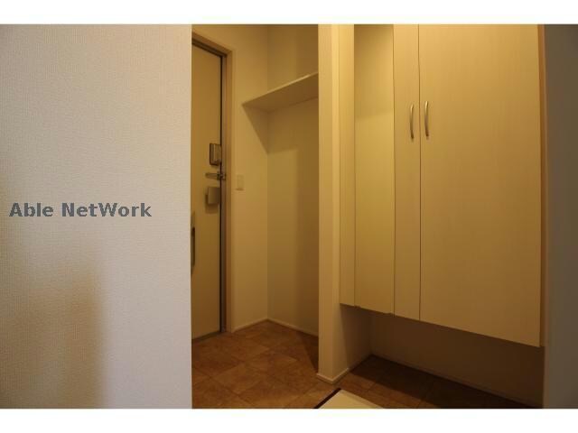  アベニーレ　Ⅱ棟