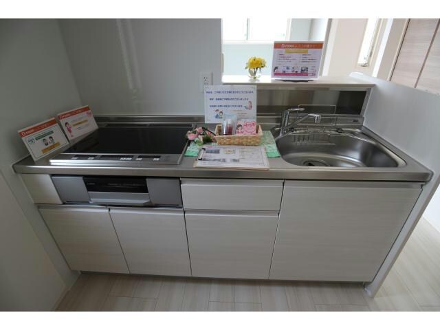  アベニーレ　Ⅱ棟