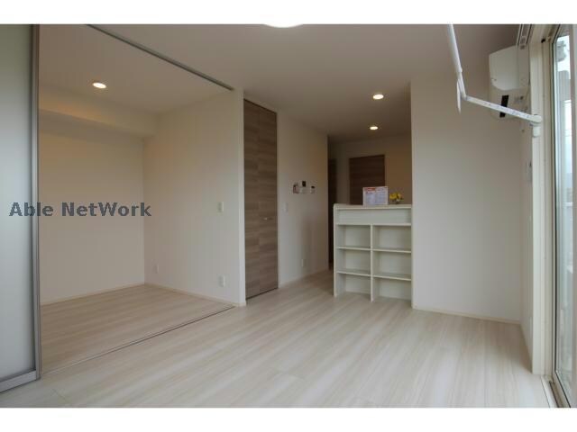  アベニーレ　Ⅱ棟