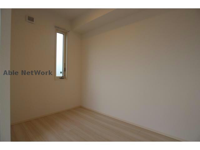  アベニーレ　Ⅱ棟