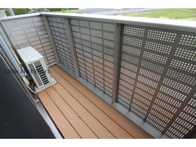  アベニーレ　Ⅱ棟