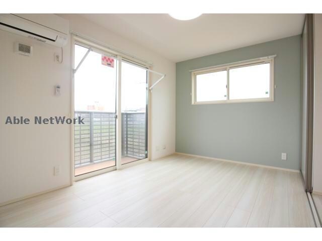  アベニーレ　Ⅱ棟