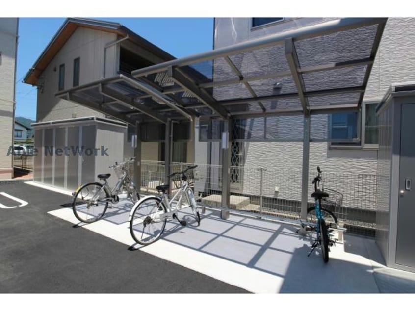  ヴォルケン　ガルテン　A棟