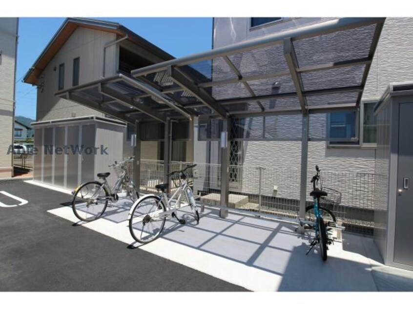  ヴォルケン　ガルテン　B棟