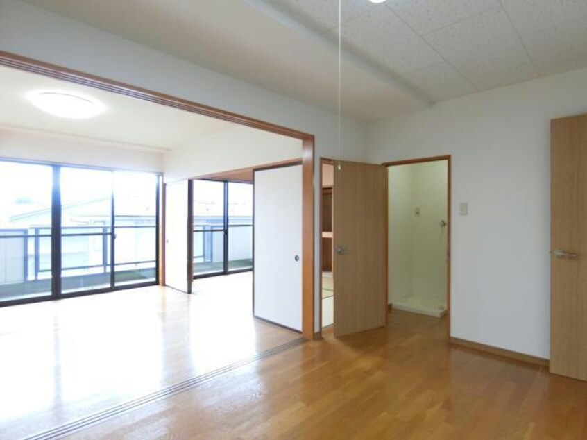  エル・ウィング表町