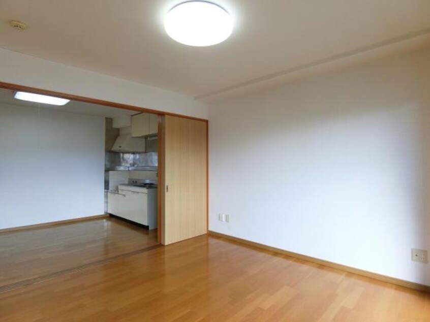  エル・ウィング表町