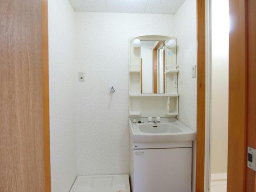  エル・ウィング表町