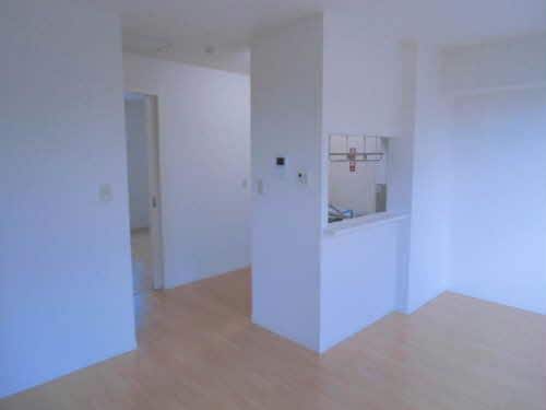  シャーメゾン北滝沢