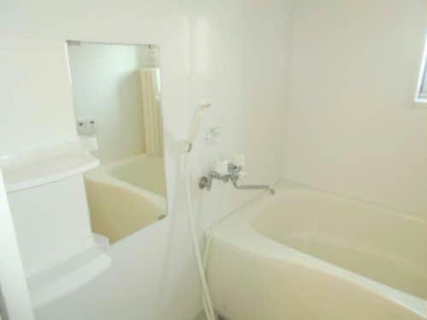  シャーメゾン北滝沢