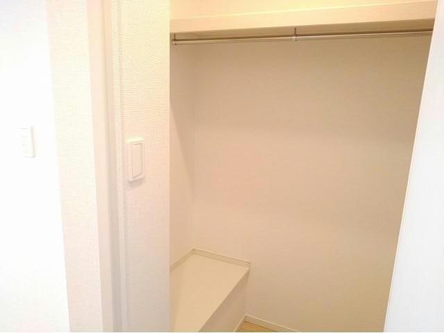  コンフォール．アイ