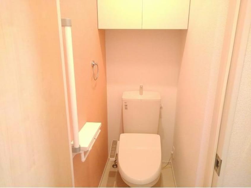  コンフォール．アイ