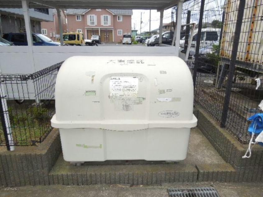 敷地内ゴミ置場 バードヒルズワダ