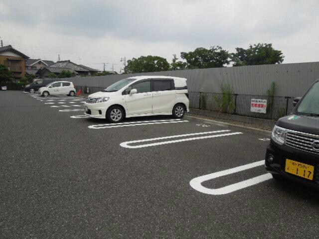 駐車場 マーベラスヴィラⅠ