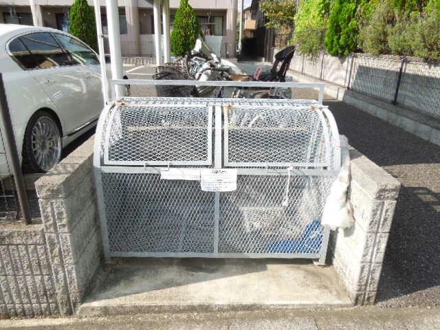 ゴミ置場 京成千葉線・千原線/ちはら台駅 バス10分ちはら台東4丁目下車:停歩4分 1階 築23年