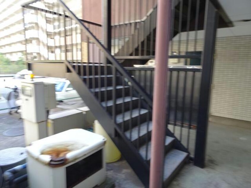 共用階段 コーポ中村