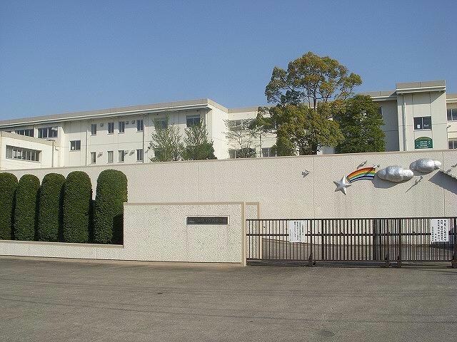 市原市立国分寺台西中学校(中学校/中等教育学校)まで542m※市原市立国分寺台西中学校 内房線/五井駅 バス15分大厩下車:停歩6分 3階 築26年