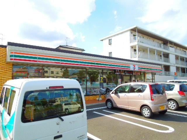 セブンイレブン市原惣社店(コンビニ)まで841m※セブンイレブン市原惣社店 アイリス