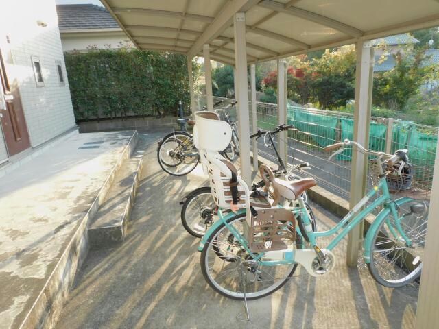 駐輪場 プランドールK