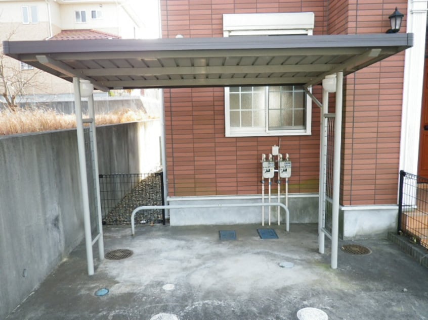 駐輪場 アンソレイエ