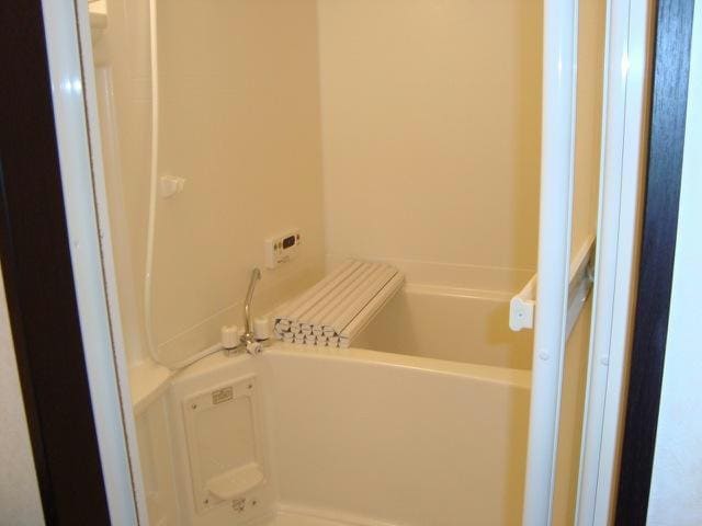 バス／シャワールーム等 内房線/五井駅 バス10分京葉高校停下車:停歩2分 2階 築17年