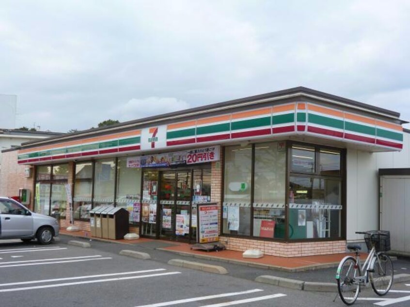 セブンイレブン市原山木店(コンビニ)まで870m※セブンイレブン市原山木店 サンパレスＢ