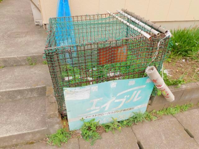 ごみ置場 内房線/五井駅 徒歩18分 1-2階 築40年