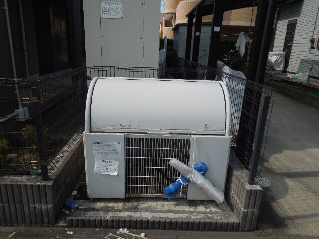 敷地内ごみ置き場 ブリリアント姉崎