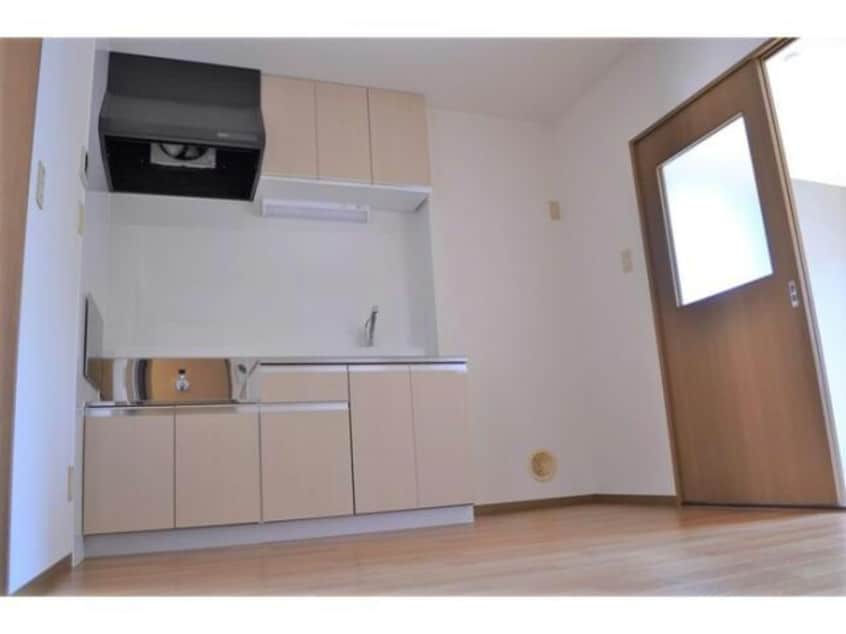 ダイニング 内房線/五井駅 バス6分出津西１丁目下車:停歩6分 1階 築31年