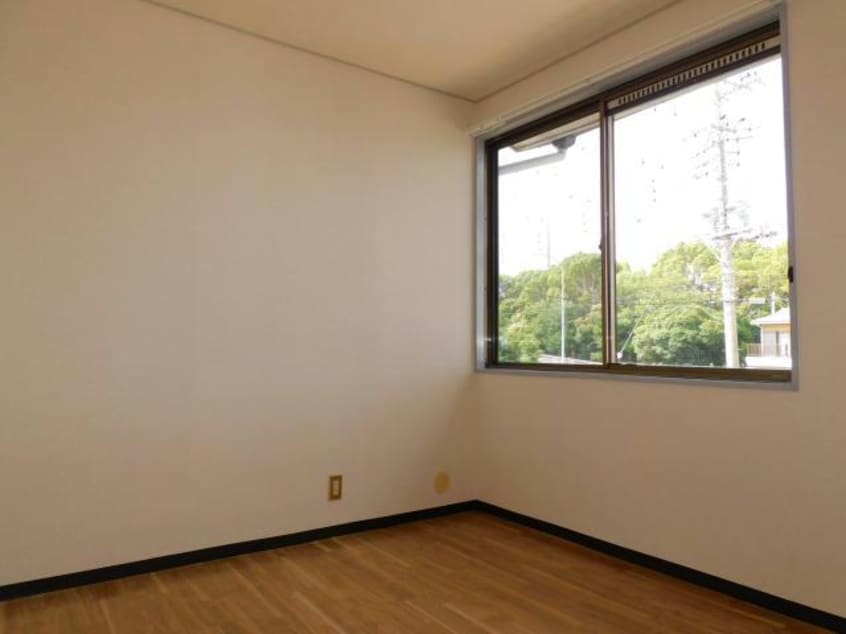 洋室 内房線/五井駅 徒歩20分 2階 築40年