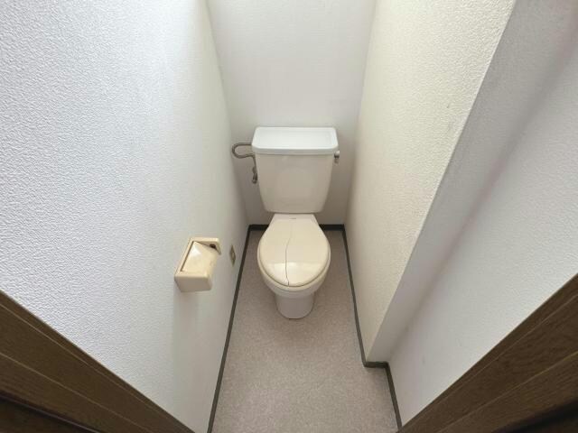 トイレ 内房線/八幡宿駅 徒歩8分 1階 築30年