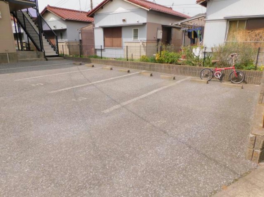 駐車場 内房線/五井駅 バス8分出津下車:停歩11分 1階 築28年