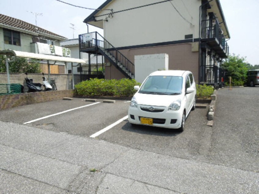 駐車場 内房線/八幡宿駅 バス10分菊間三叉下車:停歩1分 2階 築27年