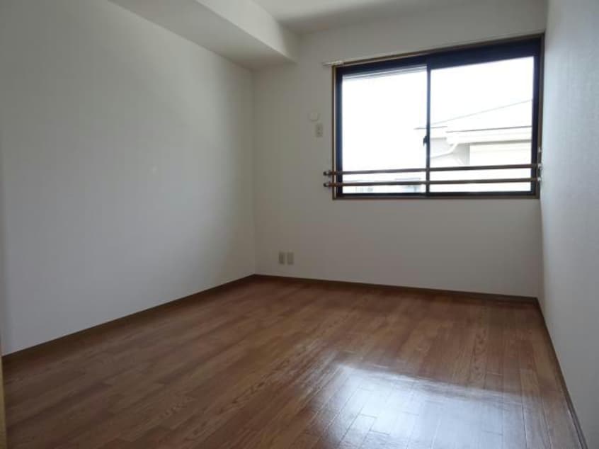 洋室 内房線/五井駅 徒歩23分 1階 築25年