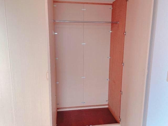 クローゼット エレミタージュ