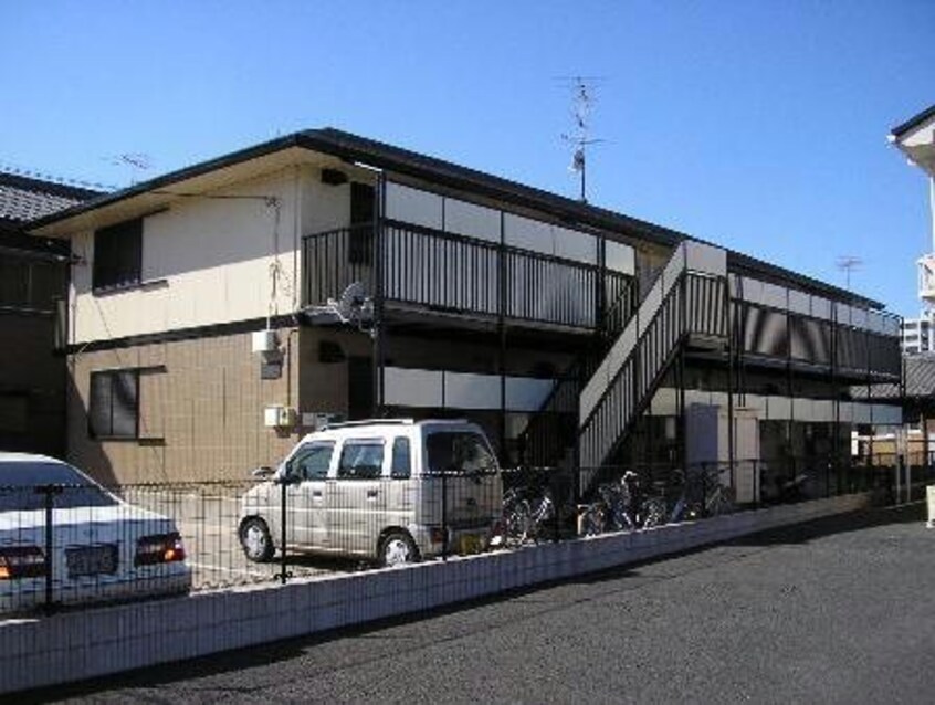 外観 内房線/八幡宿駅 徒歩17分 1階 築28年